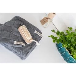 Knit Factory Gastendoek Ivy - Stone Green - 40x30 Cm -Badkamermeubels Winkel 11325314