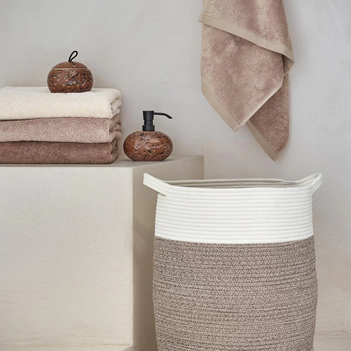 Aquanova Osman Wasmand Large - Nougat 6 Aquanova Osman Wasmand Large - Nougat - Afbeelding 4