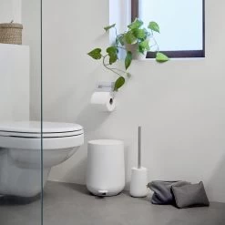 Zone Denmark Nova Toiletborstel Met Houder - Wit 16 Zone Denmark Nova Toiletborstel Met Houder - Wit -Badkamermeubels Winkel 9471485