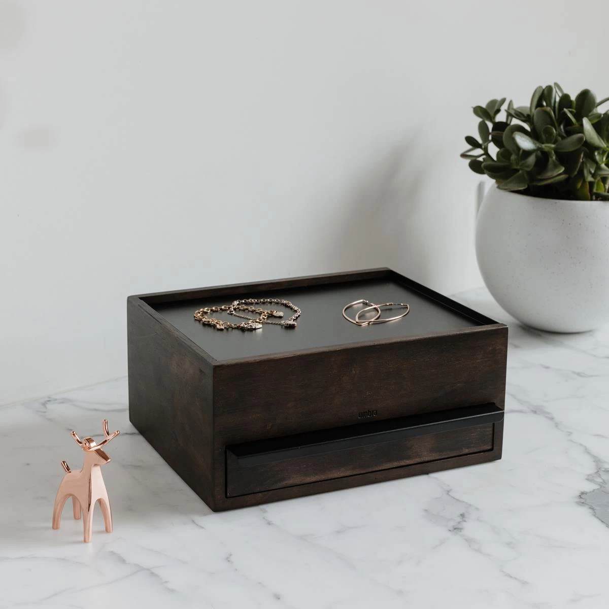 Umbra Stowit Sieradendoos - Walnut 5 Umbra Stowit Sieradendoos - Walnut - Image 3