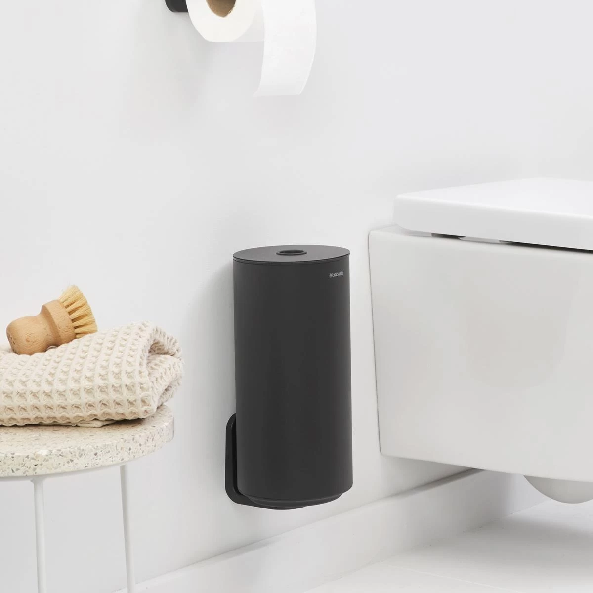 Brabantia MindSet Reserverolhouder - Mineral Infinite Grey 4 Brabantia MindSet Reserverolhouder - Mineral Infinite Grey - Image 2