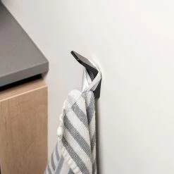 QUVIO Haakje Metaal Wand - Wit -Badkamermeubels Winkel 9863927