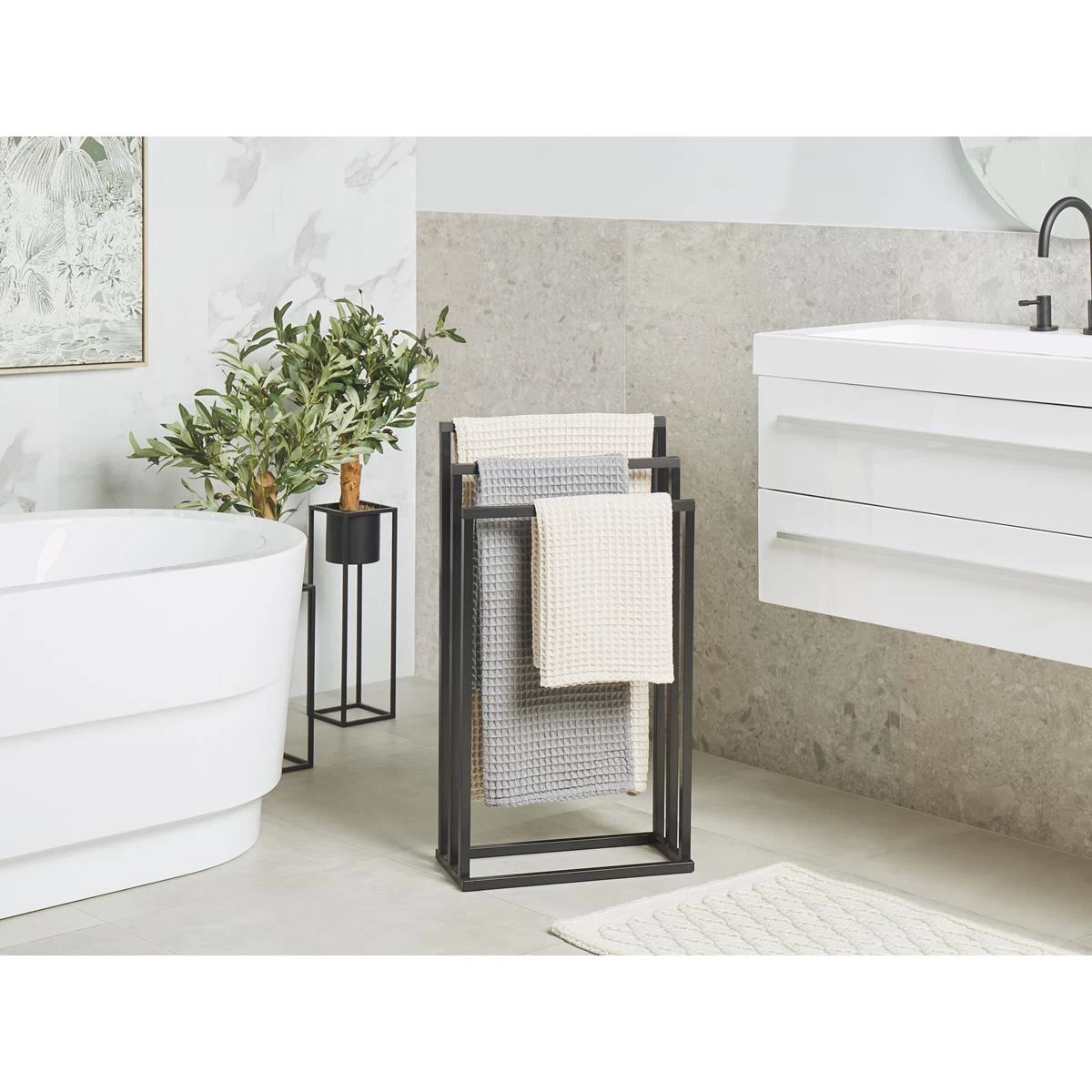 Beliani - CHARRAS - Handdoekrek - Donkerhout|Zwart - Staal 4 Beliani - CHARRAS - Handdoekrek - Donkerhout|Zwart - Staal - Afbeelding 2